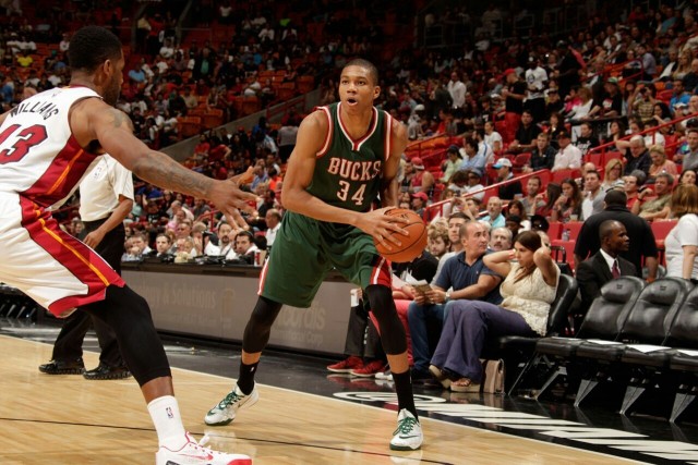 澳洲运动员比赛中失禁引发争议，媒体错误归咎于北京小吃